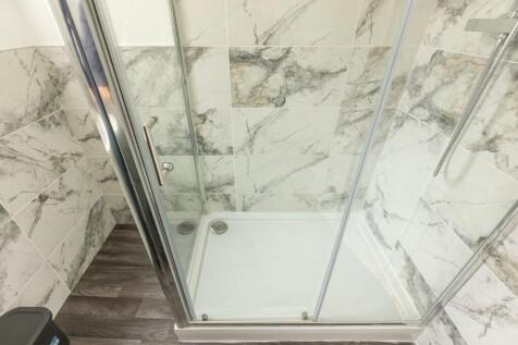 G/floor Shower Room