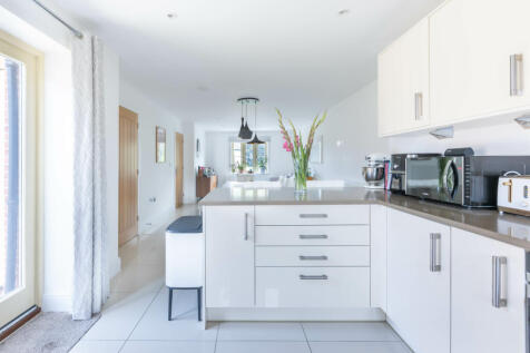 Kitchen-Dining Room