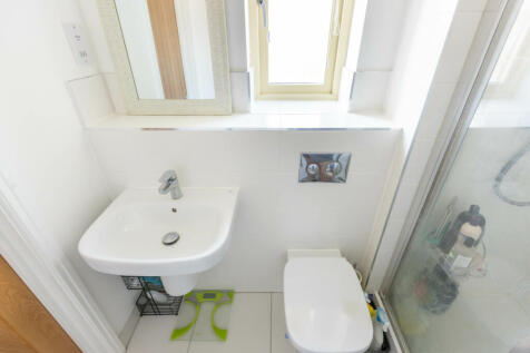 Bedroom One En Suite
