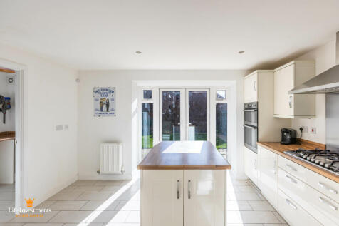 Kitchen-Family Room