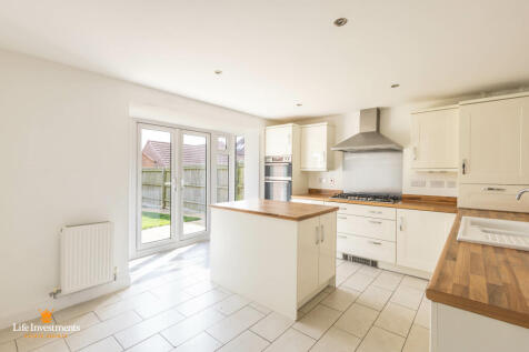 Kitchen-Family Room