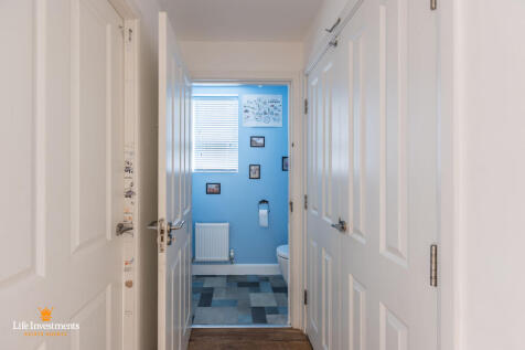 Hallway - Storage