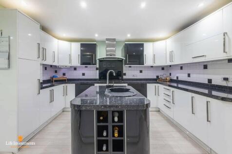 Kitchen-Family Room
