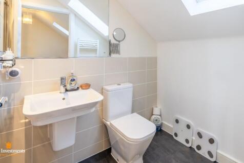 Bedroom One En Suite