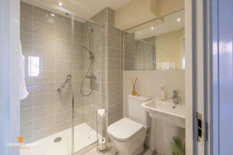 Bedroom Two En-Suite