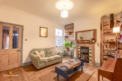 Dining/Living Room