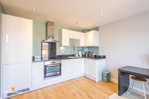 Lounge/Kitchen