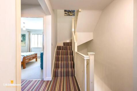 1st Floor Landing