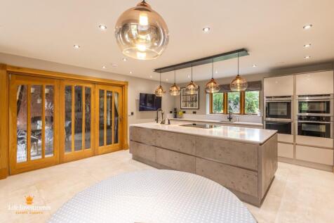 Kitchen - Dining