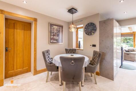 Kitchen - Dining