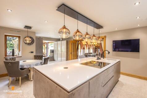 Kitchen - Dining
