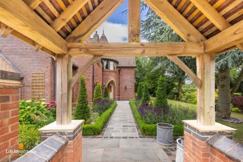 Entrance Porch