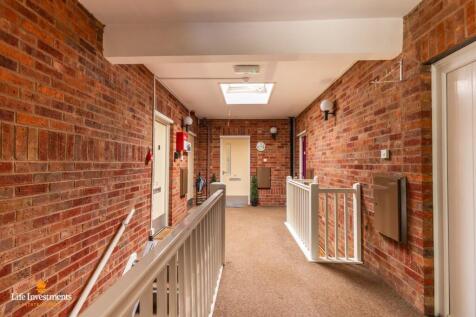 1st Floor Landing