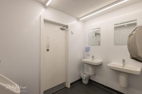 Gents Toilet