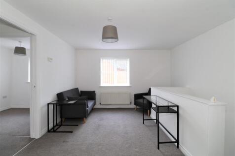 Lounge / Dining Room