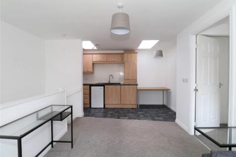 Lounge / Dining Room