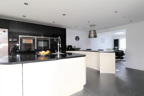 Kitchen-Family Room