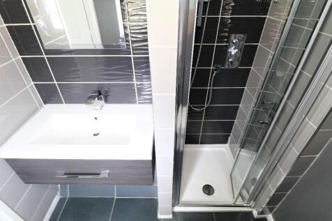 Master En-Suite