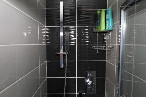 Master En-Suite