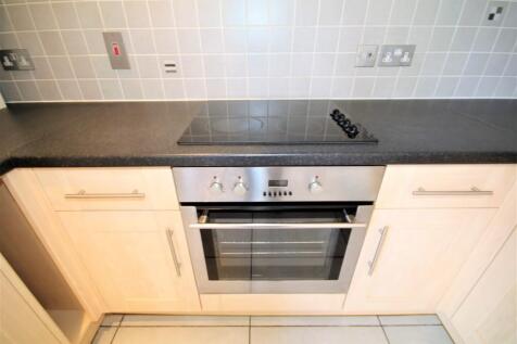 Open Lounge-Kitchen