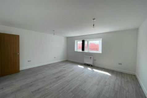 Copenhagen Flat 6 Primary Bedroom 1.jpg