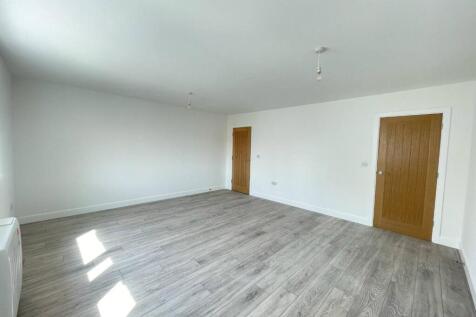 Copenhagen Flat 6 Primary Bedroom 2.jpg