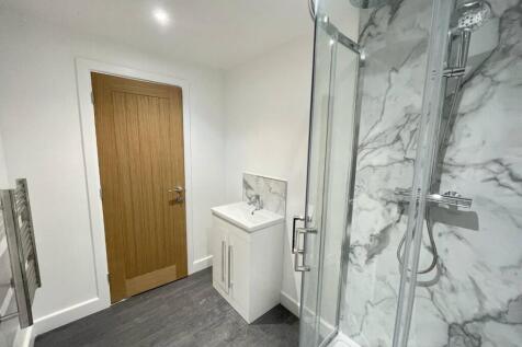 Copenhagen Flat 1 Bathroom 2.jpg