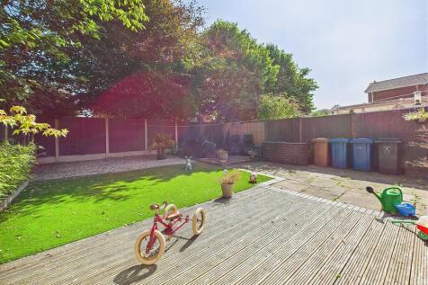 CAM04366G0-PR0112-STILL022.jpg
