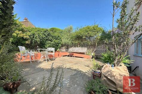 Property Image 25