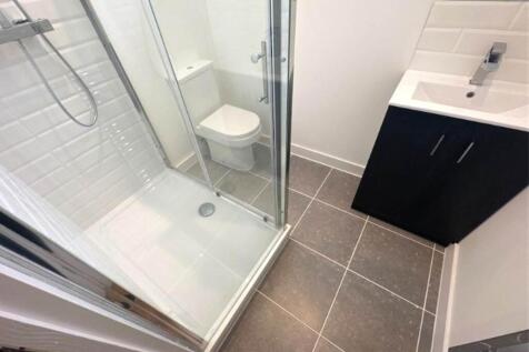 135322298_Bathroom_1