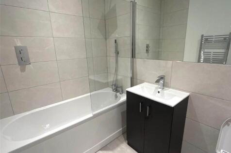 135324228_Bathroom_8