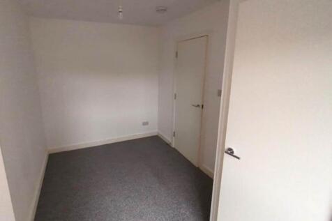 135328355_Bedroom_79