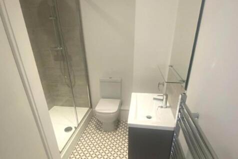 135316618_Bathroom_7