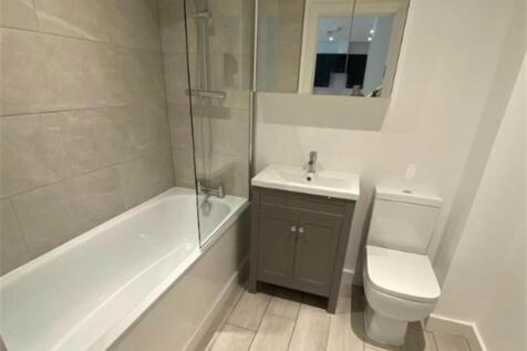 135320187_Bathroom_6