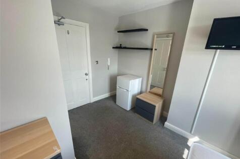 135319789_Entrance_B