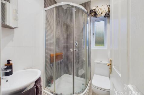 En-Suite Shower