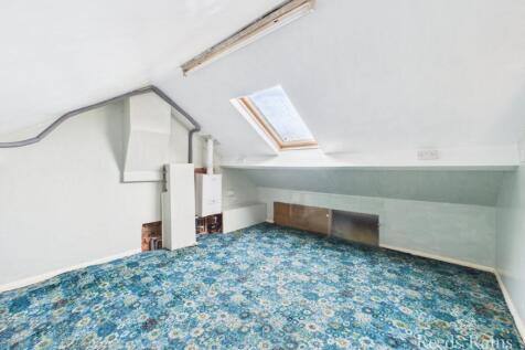 Loft Room 1