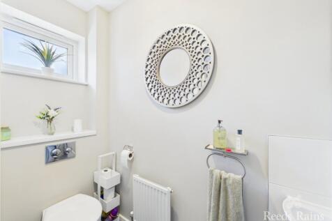 Cloak Room