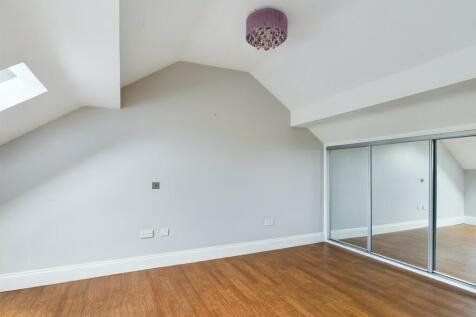 7-Master_Bedroom-...