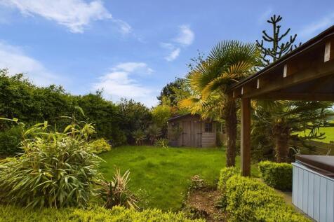 12-Rear_Garden-I