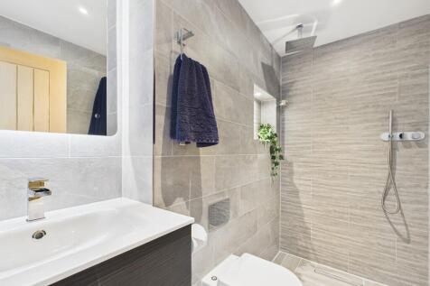 CAM03582G0-PR0148...