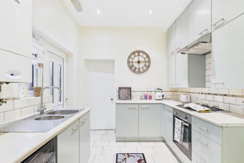 CAM03582G0-PR0151...