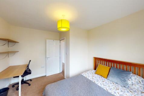 Bedroom 5.jpg