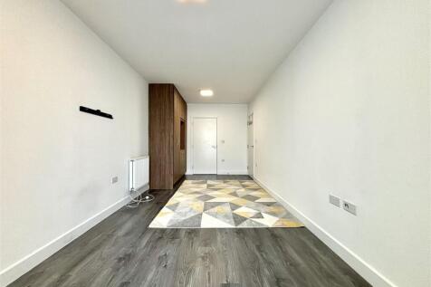 Bedroom 2, show 2