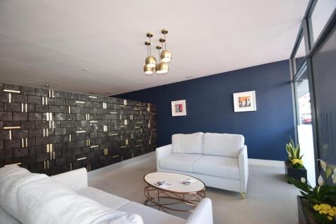 Entrance lounge in Buidling