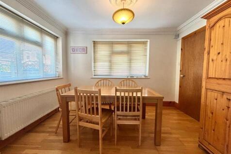 Dining Room .jpg