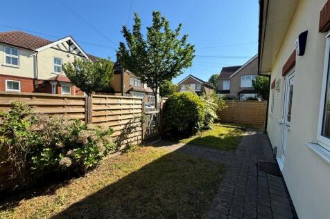 Front Garden.jpg