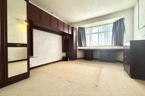Master Bedroom.jpg