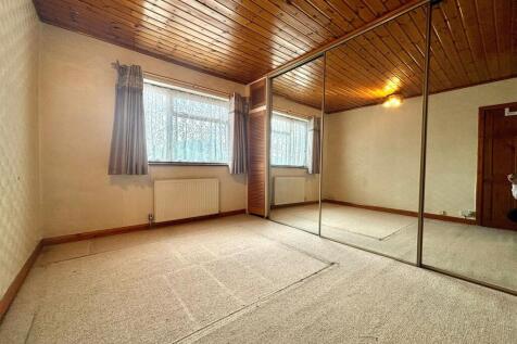 Bedroom 2 shot 2.jpg