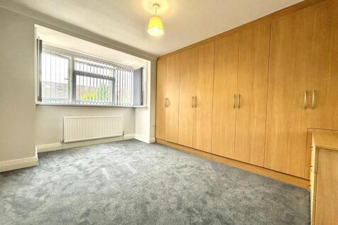 Bedroom 2.jpeg